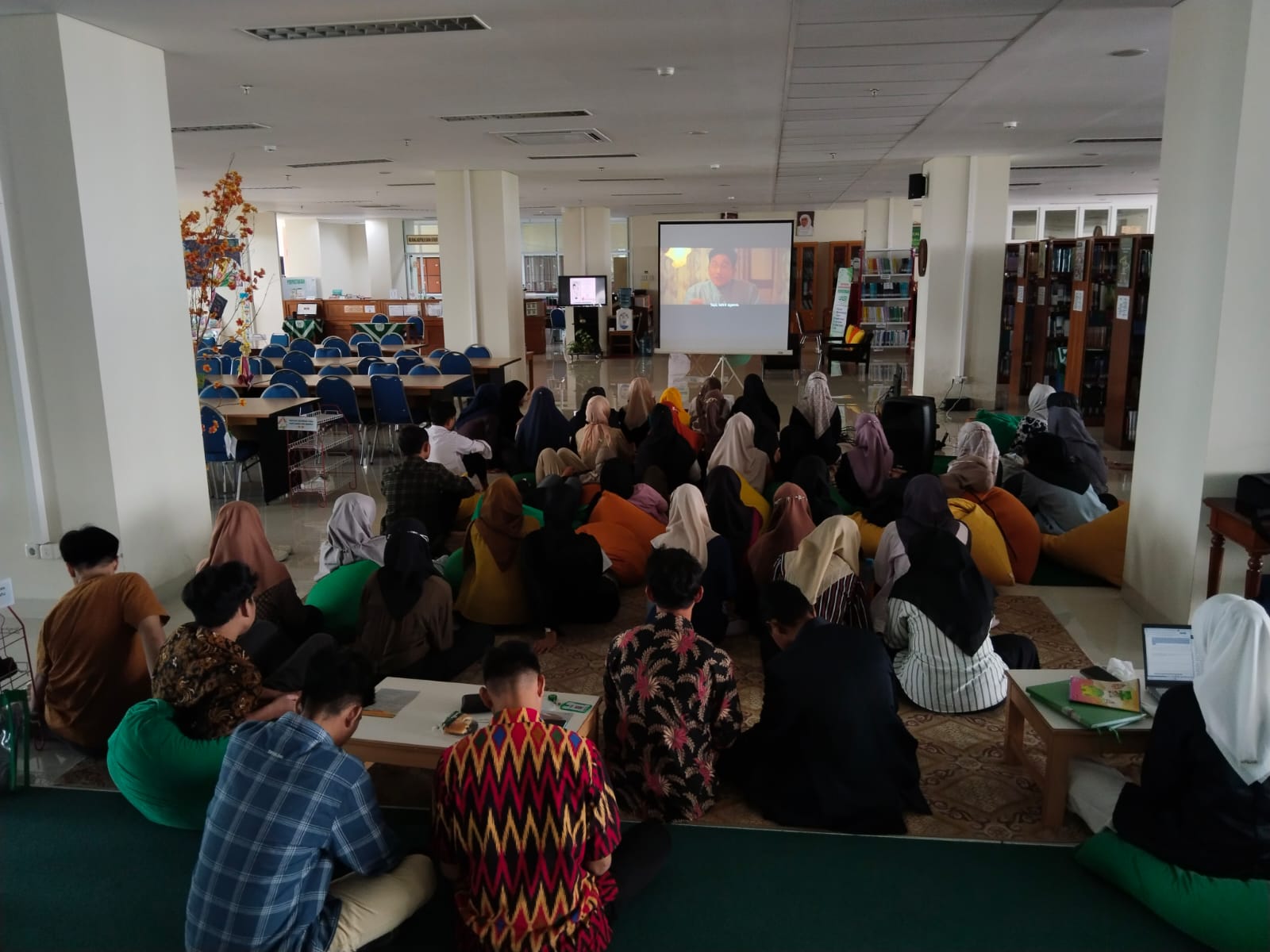 Mengisi Liburan Seru dengan Nobar Film Buya Hamka di Perpustakaan UNISA Yogyakarta