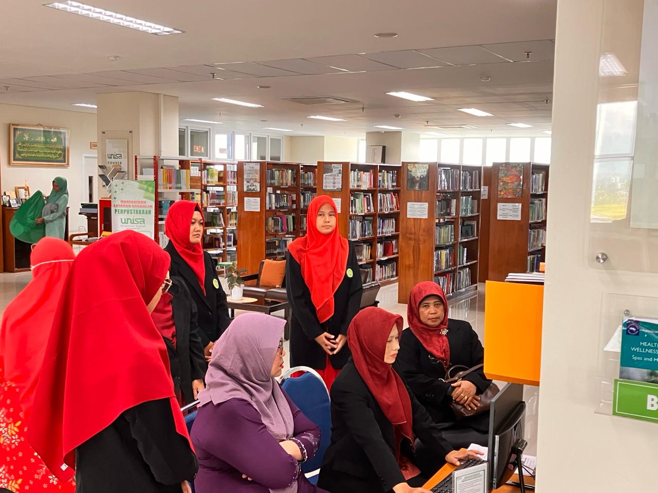 Kunjungan Asesor LAM-PTKES Prodi D3 Radiologi ke Perpustakaan UNISA Yogyakarta