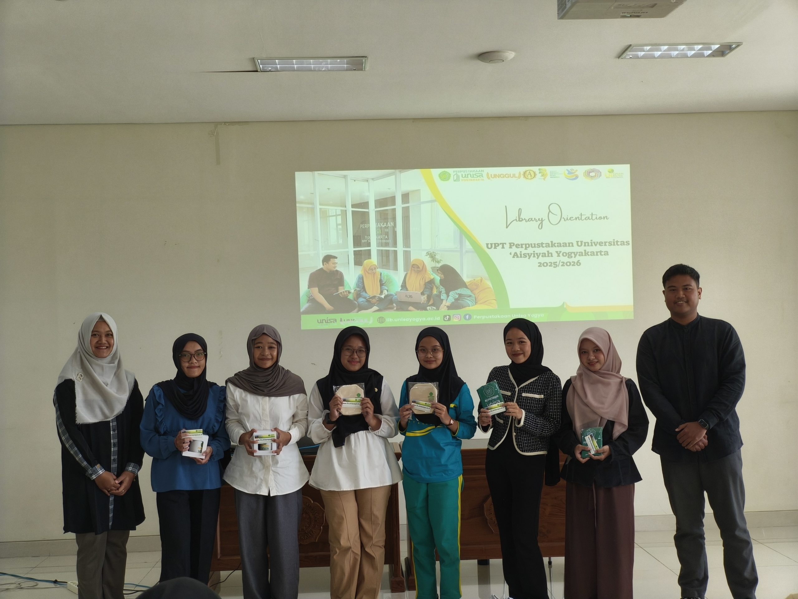 Library Orientation Sesi 4 UNISA Yogyakarta Berlangsung Interaktif dan Inspiratif