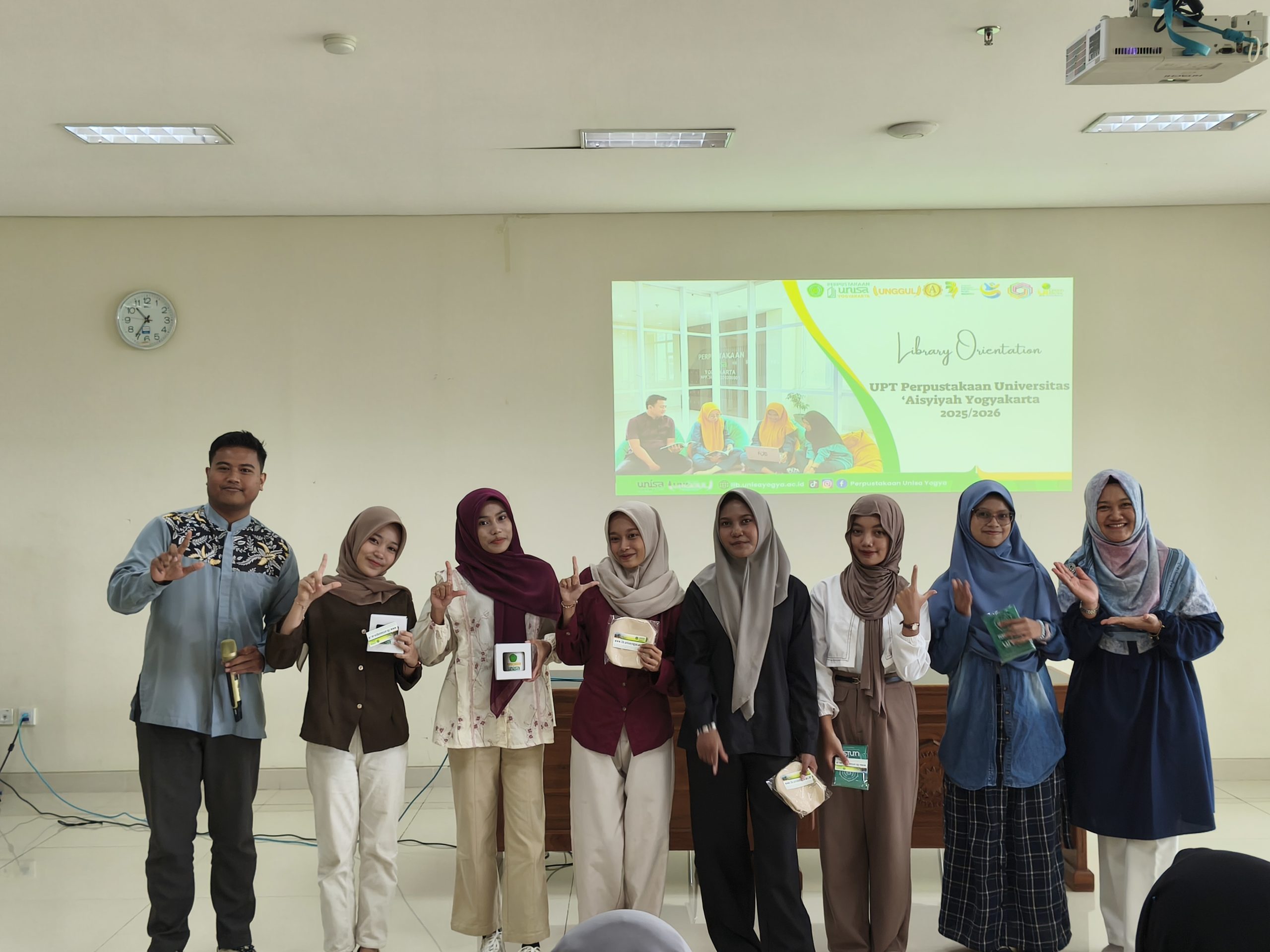 Sesi Kedua Library Orientation di Perpustakaan UNISA Yogyakarta Berlangsung Sukses dan Interaktif